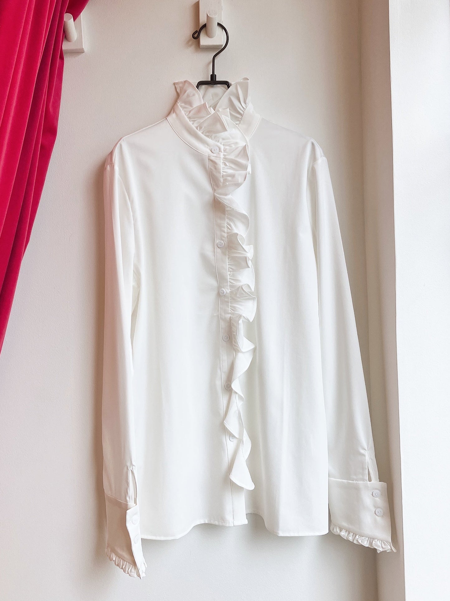 【212Bleecker Luxe】Lily Floral Lace Flare-Sleeve Top White/ラッフルハイネックブラウス