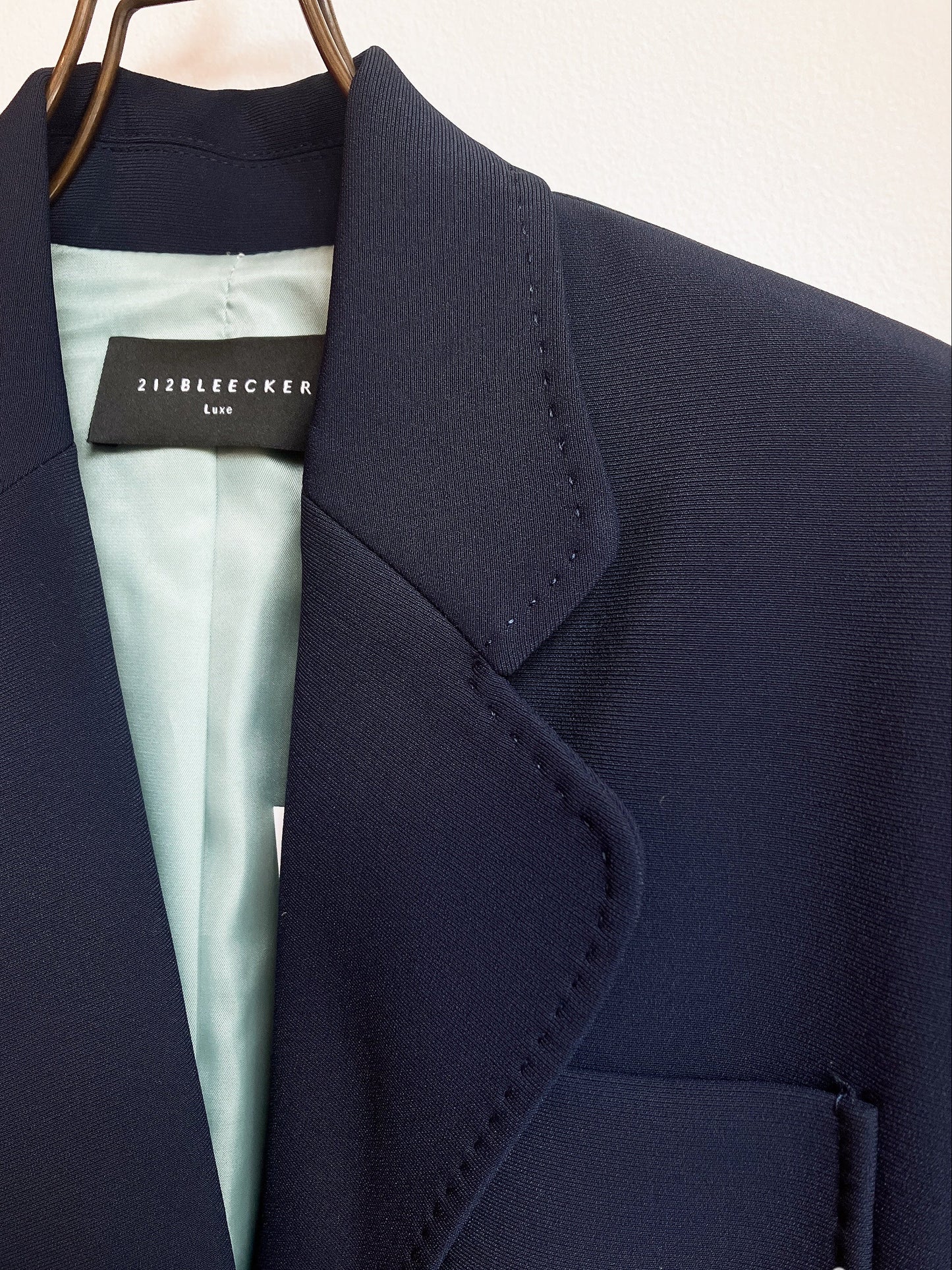 【212Bleecker Luxe】Essential Tailored Jacket/ステッチディテール テーラードジャケット