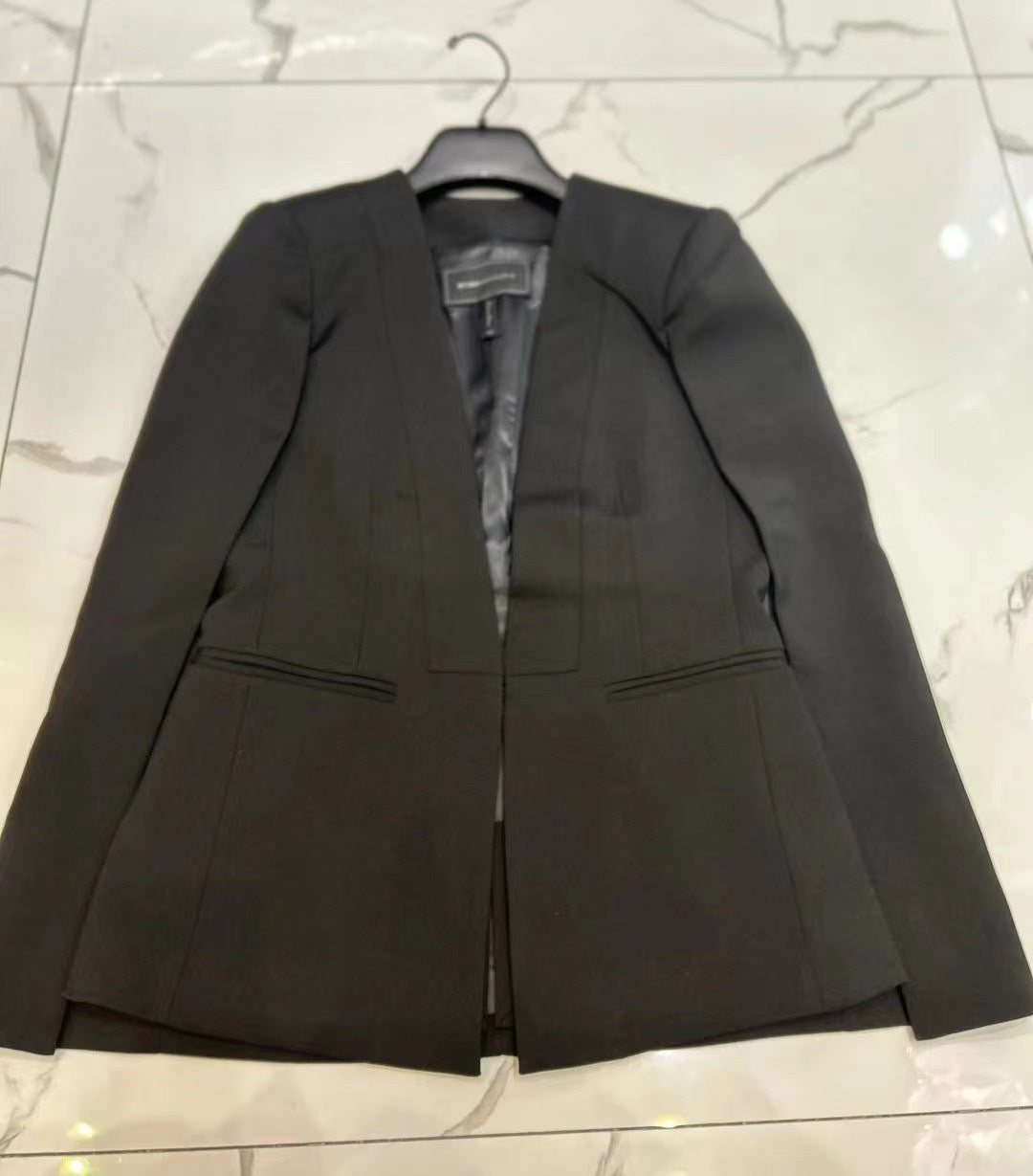 【bcbg】SELINA スリットスリーブテーラードジャケット