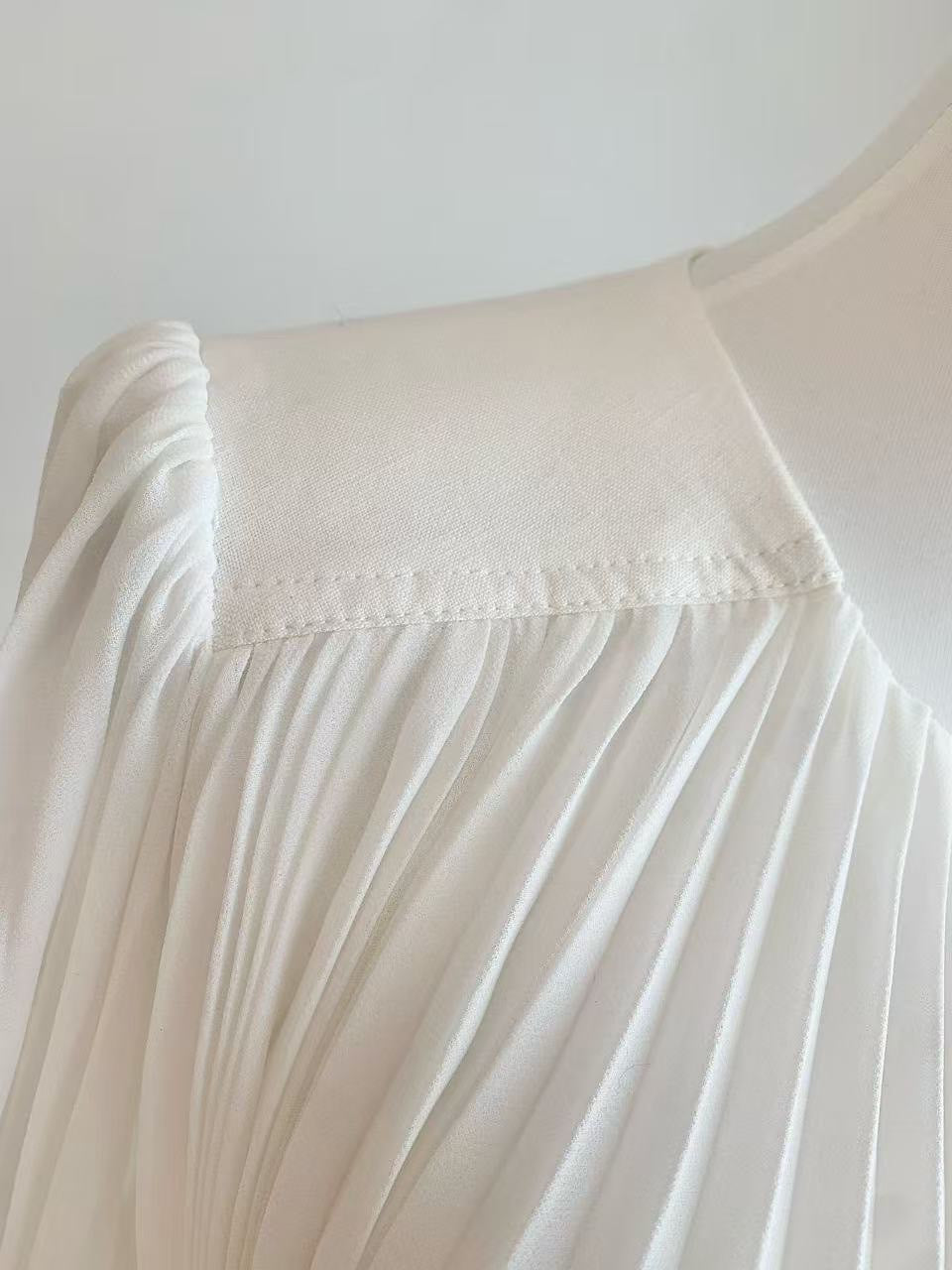 【212bleecker】Elegant White Chiffon Pleated Dress