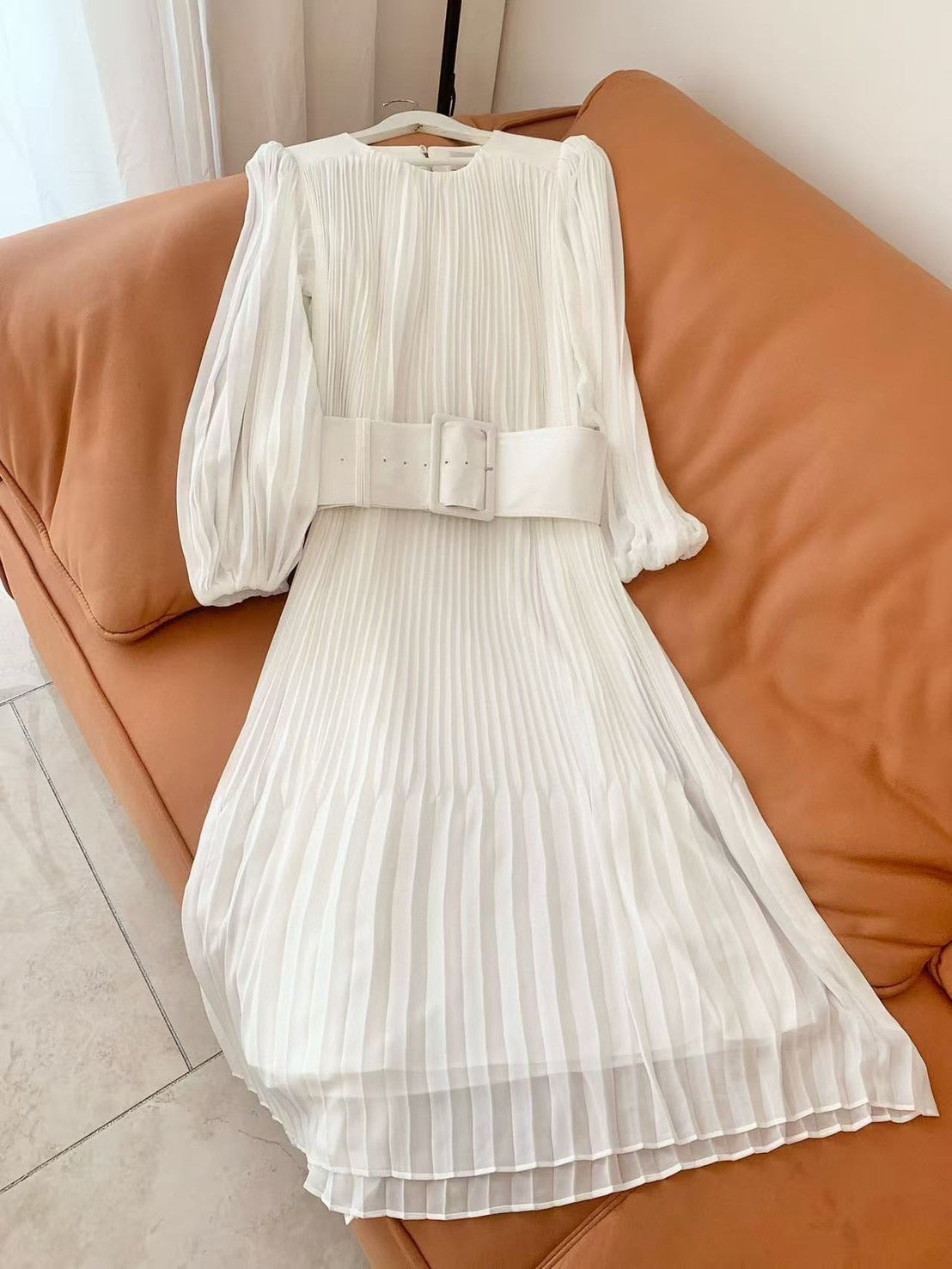 【212bleecker】Elegant White Chiffon Pleated Dress