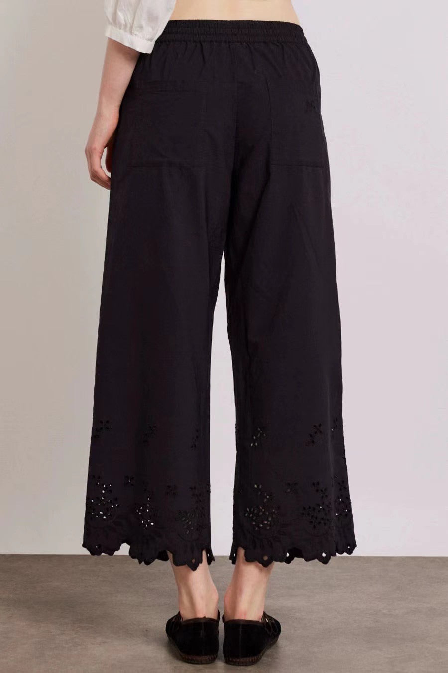 【212bleecker】Embroidered Eyelet Wide-Leg Pants