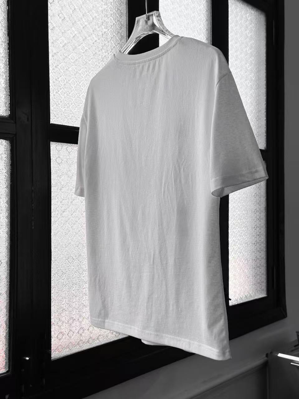【212bleecker】Hand-Drawn Dogs Print T-Shirt