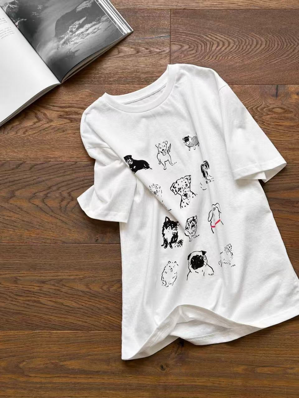 【212bleecker】Hand-Drawn Dogs Print T-Shirt