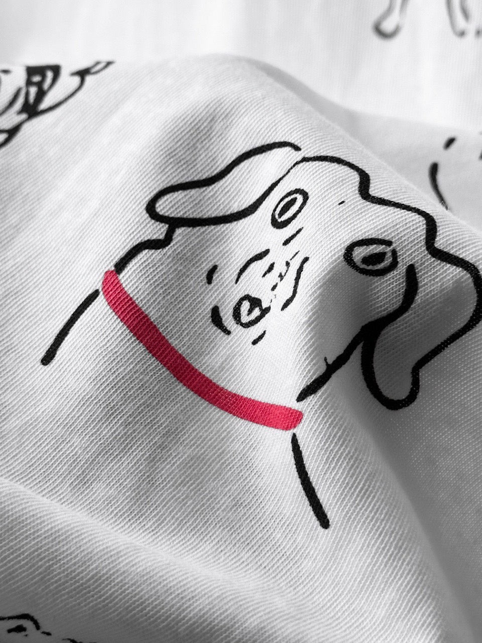 【212bleecker】Hand-Drawn Dogs Print T-Shirt