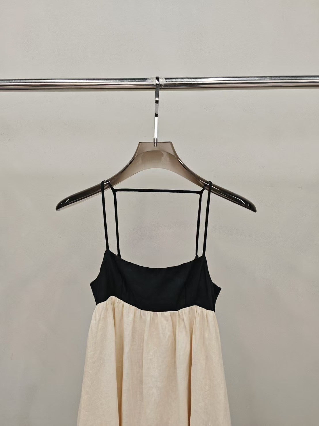 【212bleecker】Two-Tone Spaghetti Strap Maxi Dress