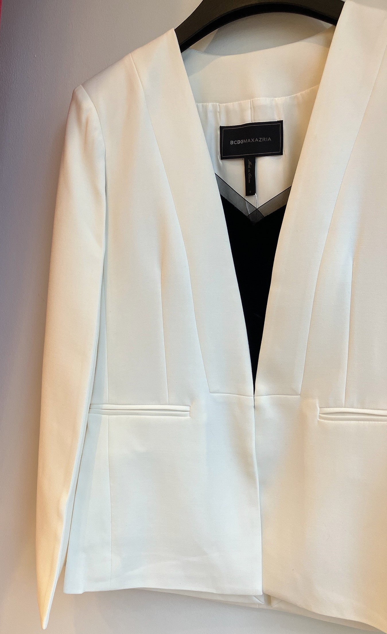 【BCBGMAXAZRIA】SELINA bcbg white tailer jacket/ホワイト ケープスリーブテーラードジャケット