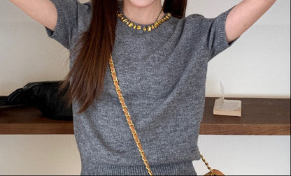 【212Bleecker Luxe】Elena Jewel Neck Knit Top（エレナ・ジュエルネック ニットトップ）