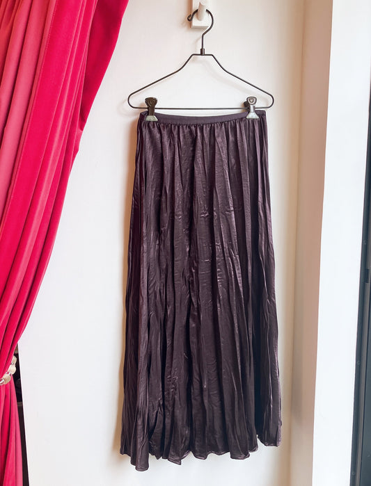【212Bleecker Luxe】Lily Pleated Skirt／サテンプリーツスカート
