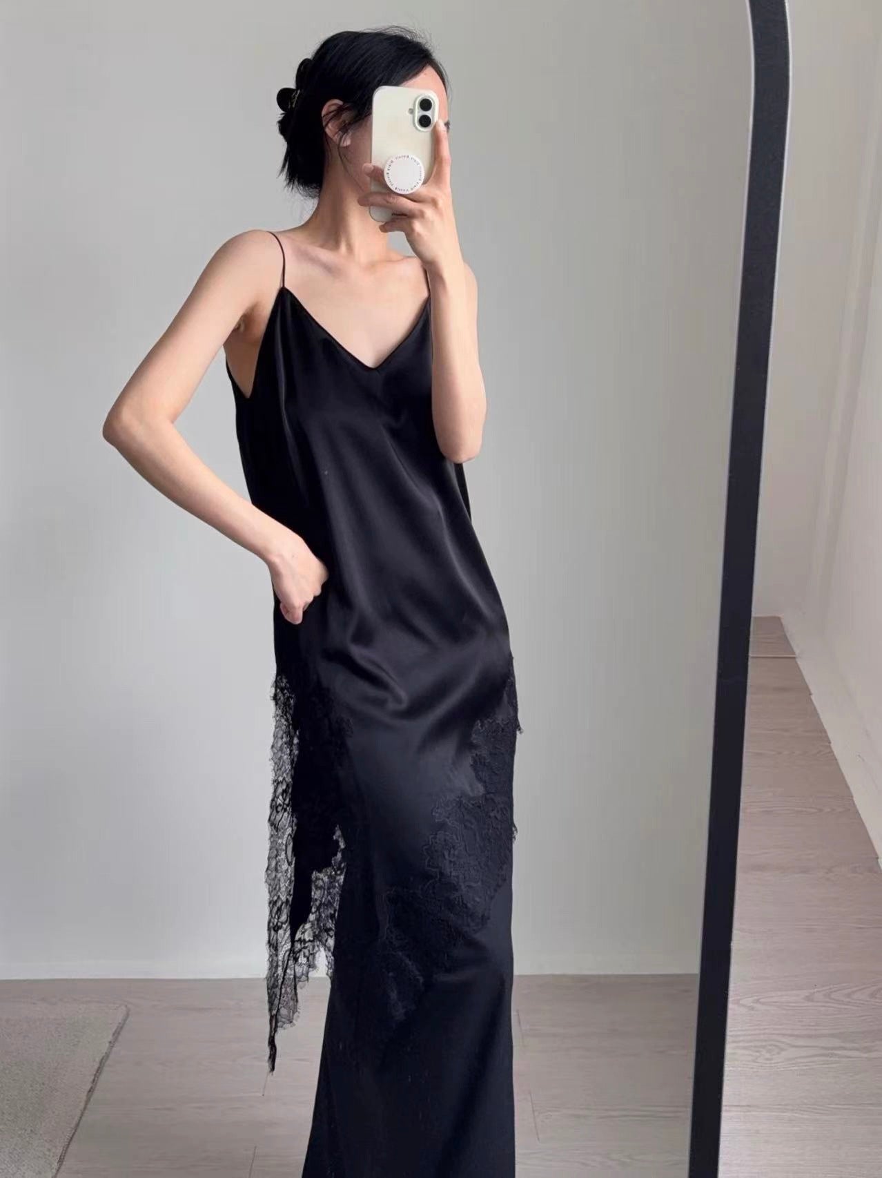【212Bleecker Luxe】Elena Lace Slip Dress（エレナ・レース・スリップドレス）