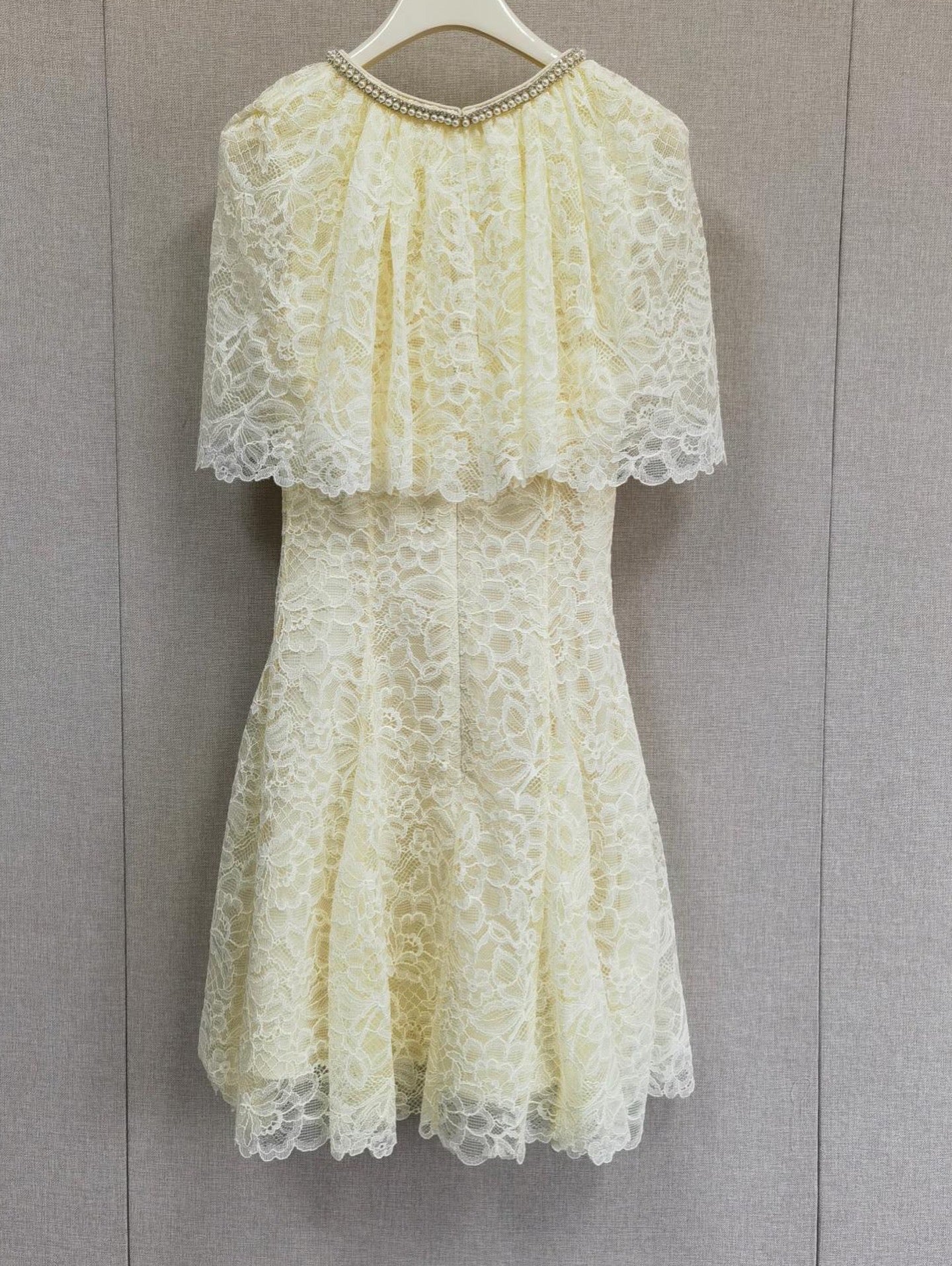 【212Bleecker Luxe】Lumière Lace Cape Dress（ルミエール レース ケープドレス）