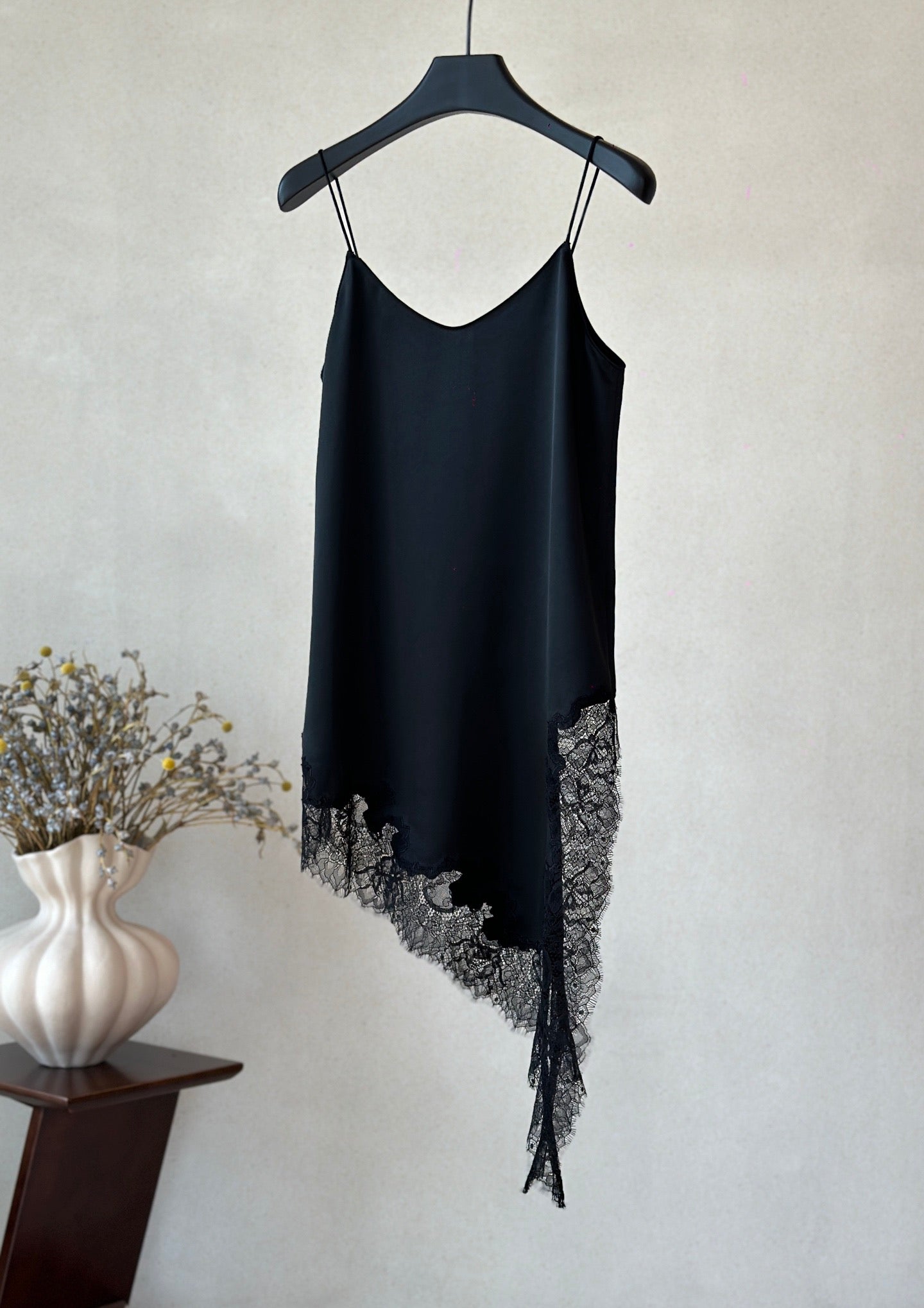【212Bleecker Luxe】Elena Lace Slip Dress（エレナ・レース・スリップドレス）