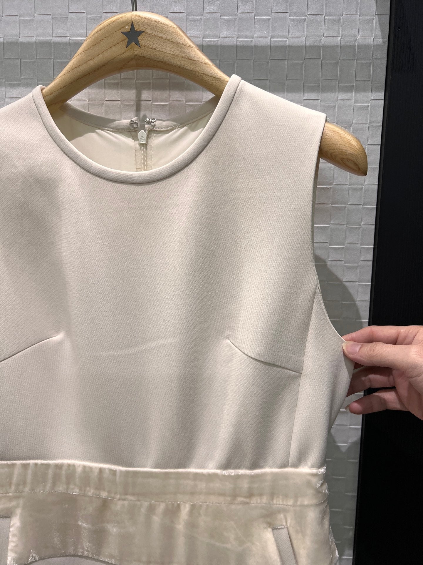 【212Bleecker Luxe】Eleanor Velvet Waist Dress（エレノア ベルベット ウエスト ドレス）