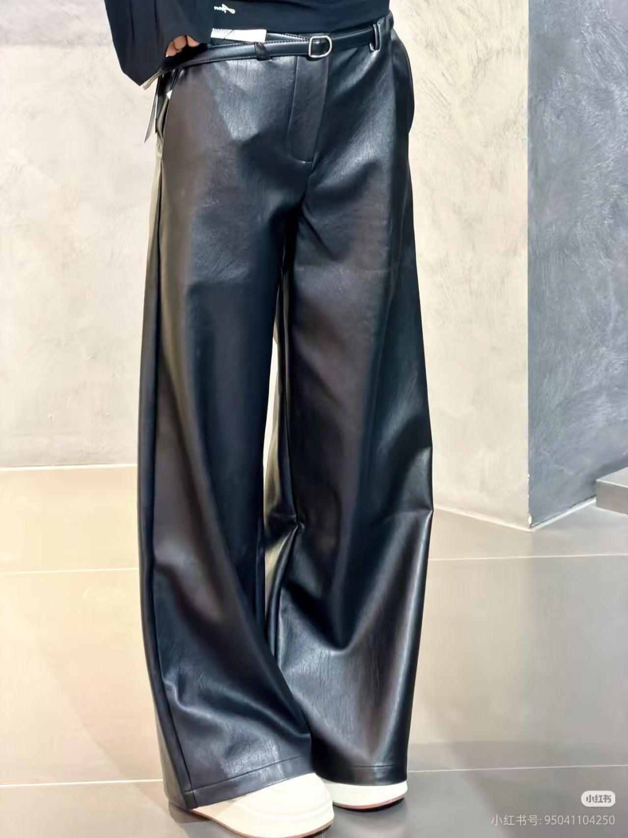 【212Bleecker Luxe】Camille Belted Leather Pants（カミーユ ベルテッド レザーパンツ）
