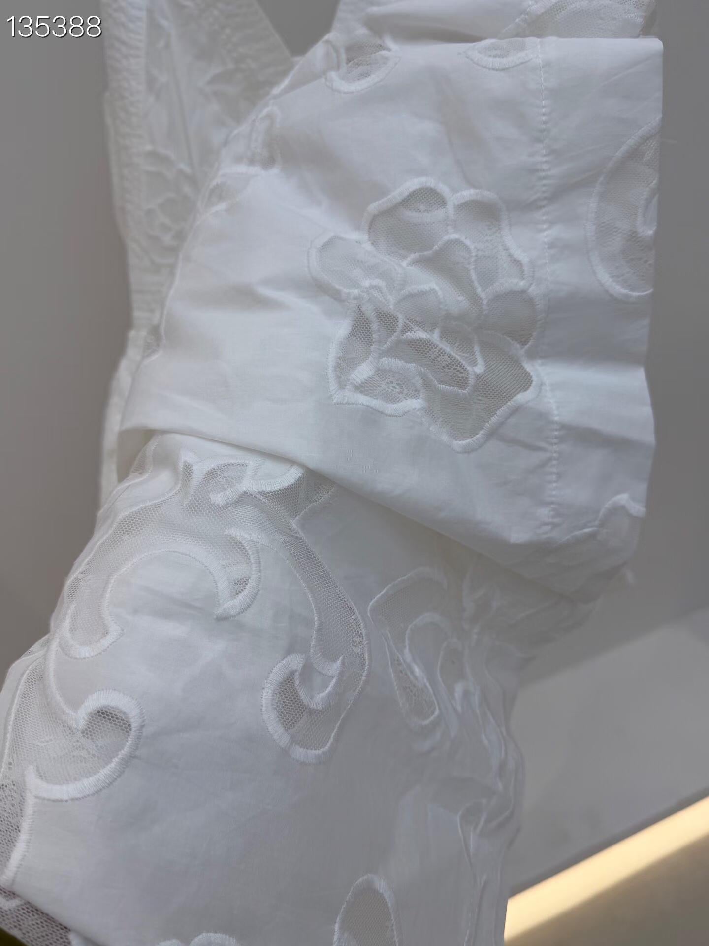 【212Bleecker Luxe】Flora Embroidery Dress（フローラ エンブロイダリードレス）