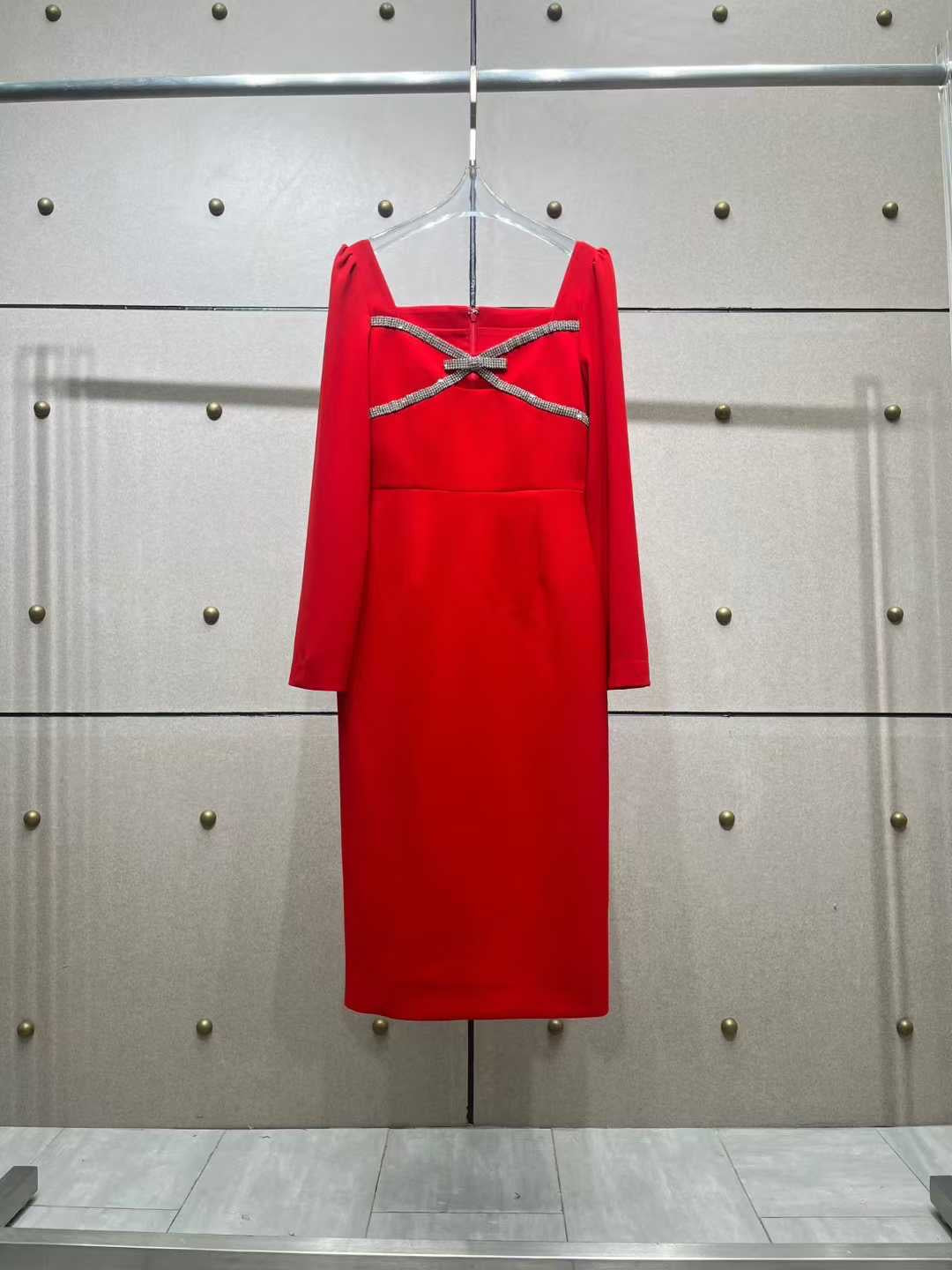 Valentina Crystal Bow Red Dress（ヴァレンティナ・クリスタルボウ・レッドドレス）