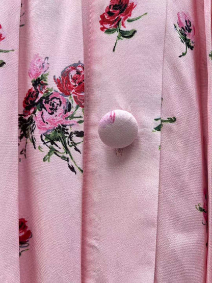 Elise Pink Floral Pleated Dress（エリス・ピンクフローラル・プリーツドレス）