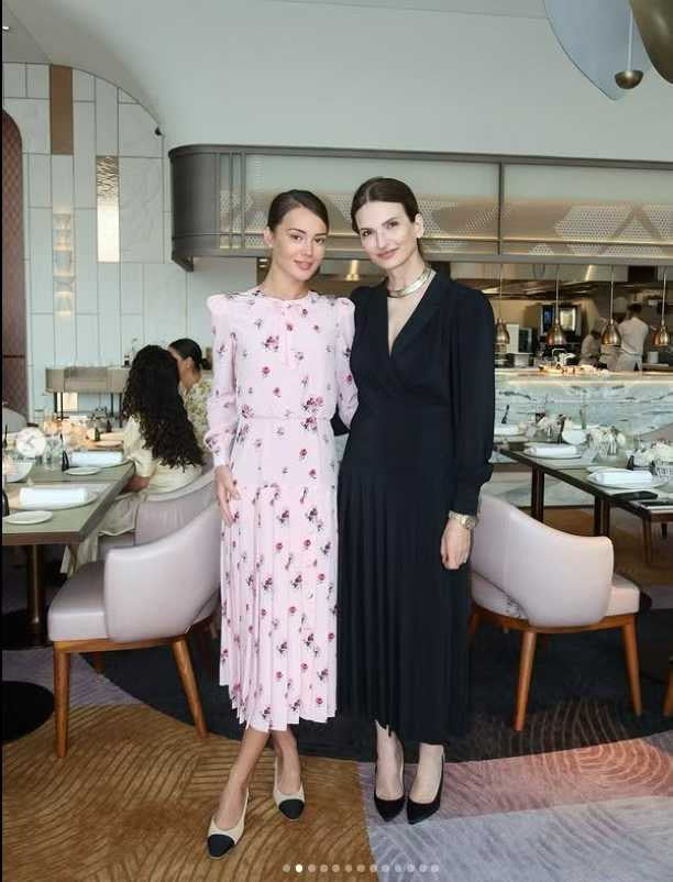 Elise Pink Floral Pleated Dress（エリス・ピンクフローラル・プリーツドレス）