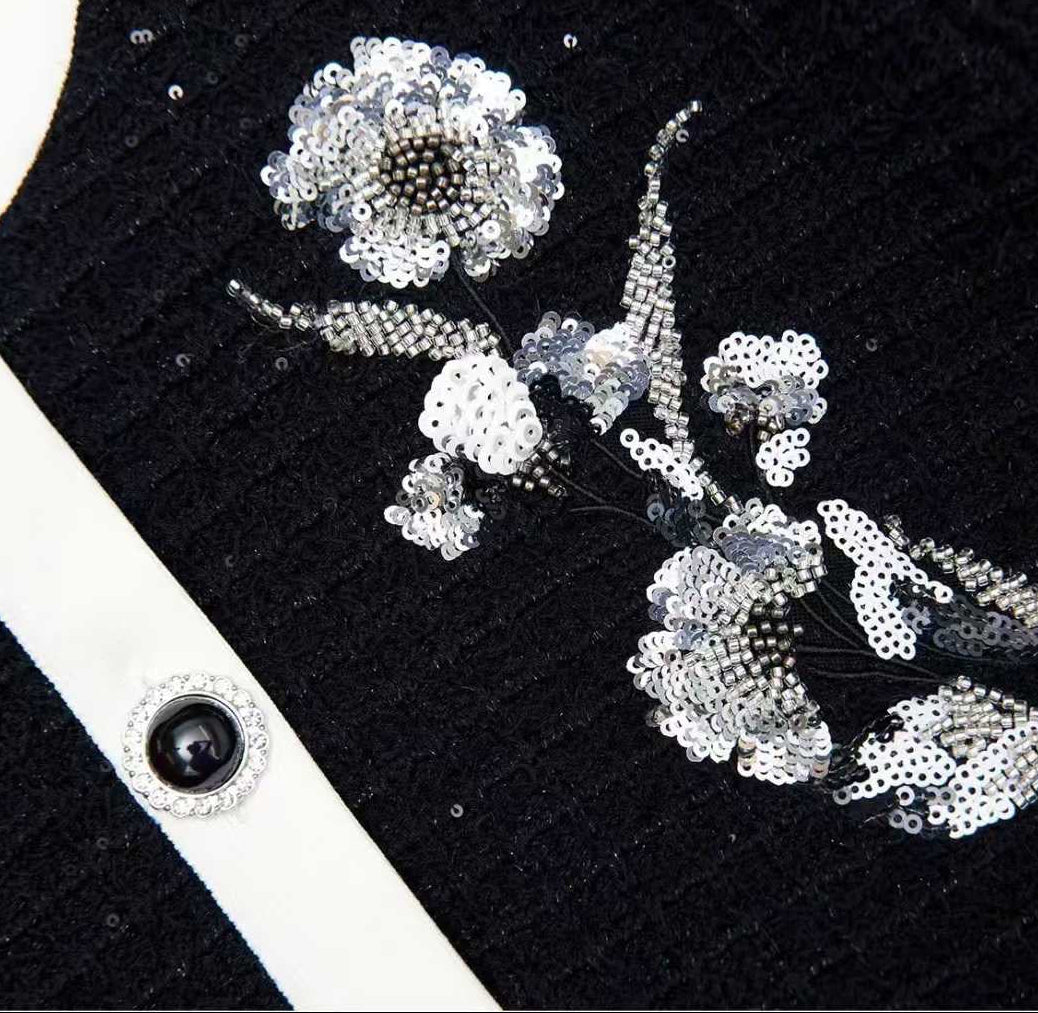 【212Bleecker Luxe】Isabelle Embroidered Knit Dress（イザベル・エンブロイダリー・ニットドレス）