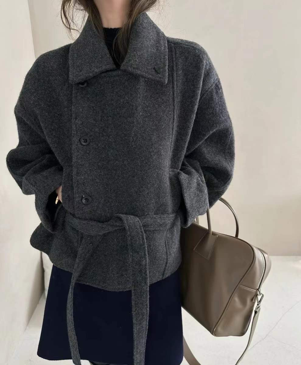 【212Bleecker Luxe】Clara Charcoal Short Coat（クララ・チャコール・ショートコート）