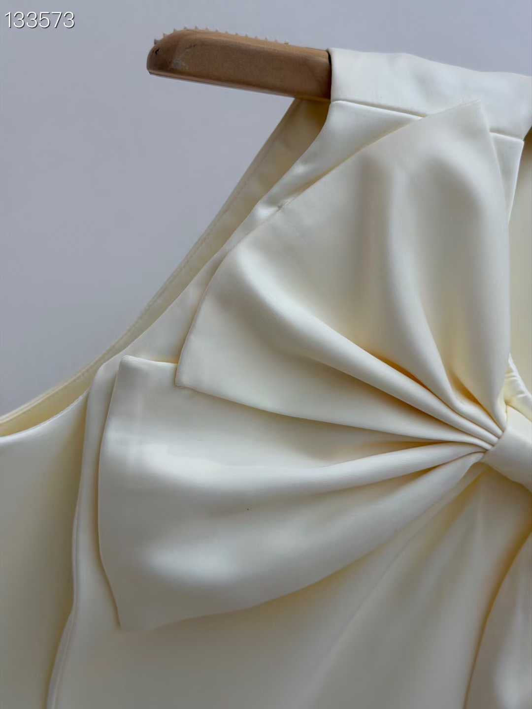 【212Bleecker Luxe】Clara Bow Vest Top（クララ・ボウベストトップ）