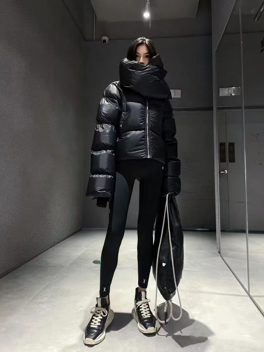 【212Bleecker Luxe】Alexis Sculptural Short Down Jacket（アレクシス スカルプチュラル ショートダウンジャケット）