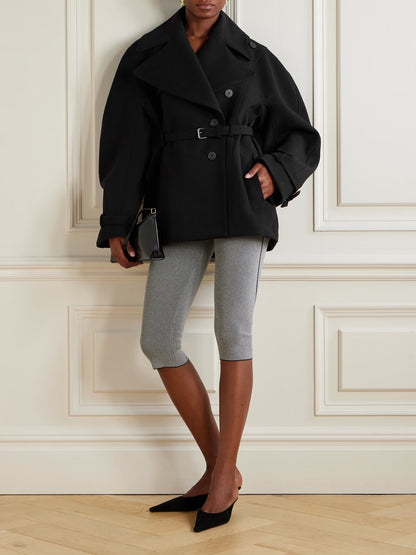 Gabrielle Sculptural Belted Jacket（ガブリエル・スカルプチュラル・ベルテッド・ジャケット)