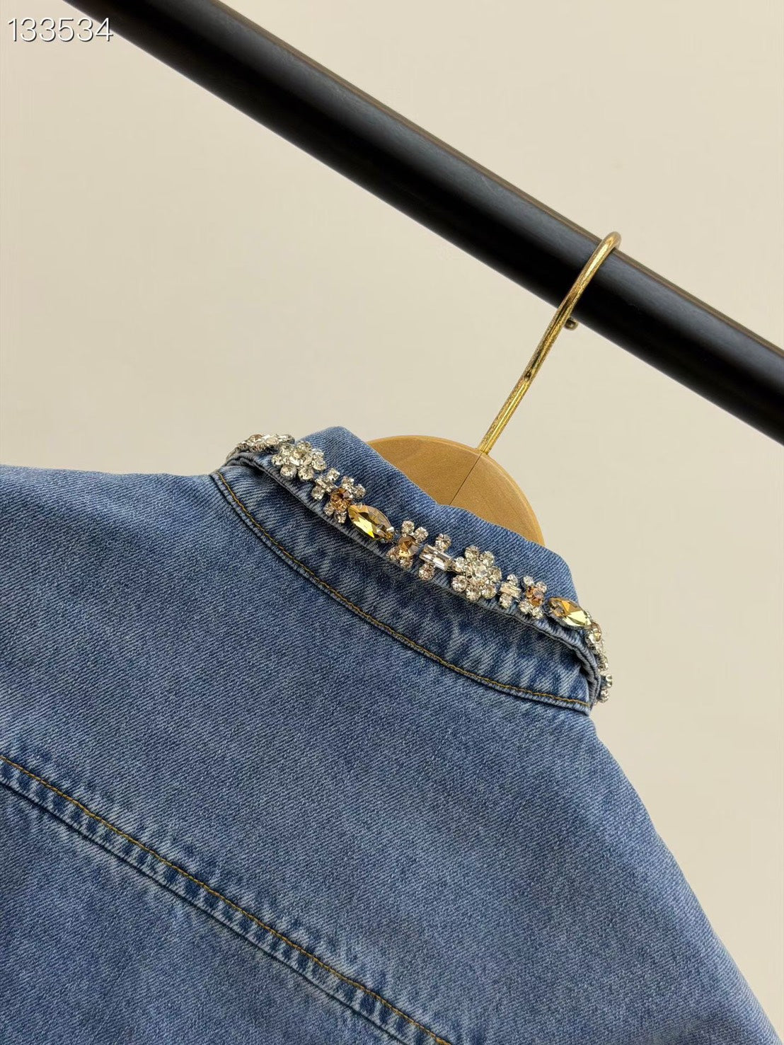 【212Bleecker Luxe】Alba Jewel Collar Denim Shirt（アルバ ジュエルカラー デニムシャツ）