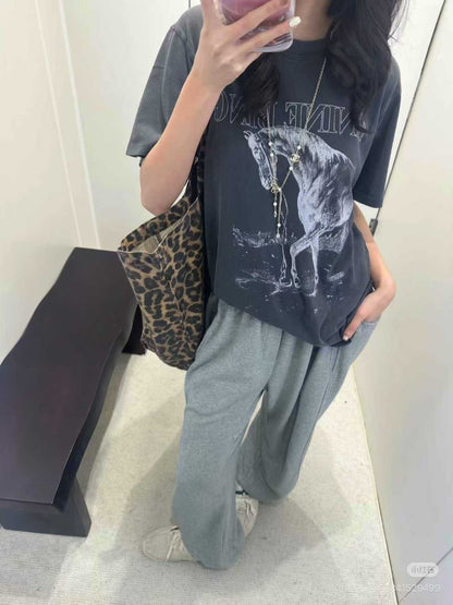 【212Bleecker Luxe】Ivy Horse Graphic Tee （アイヴィー ホース グラフィック ティー）