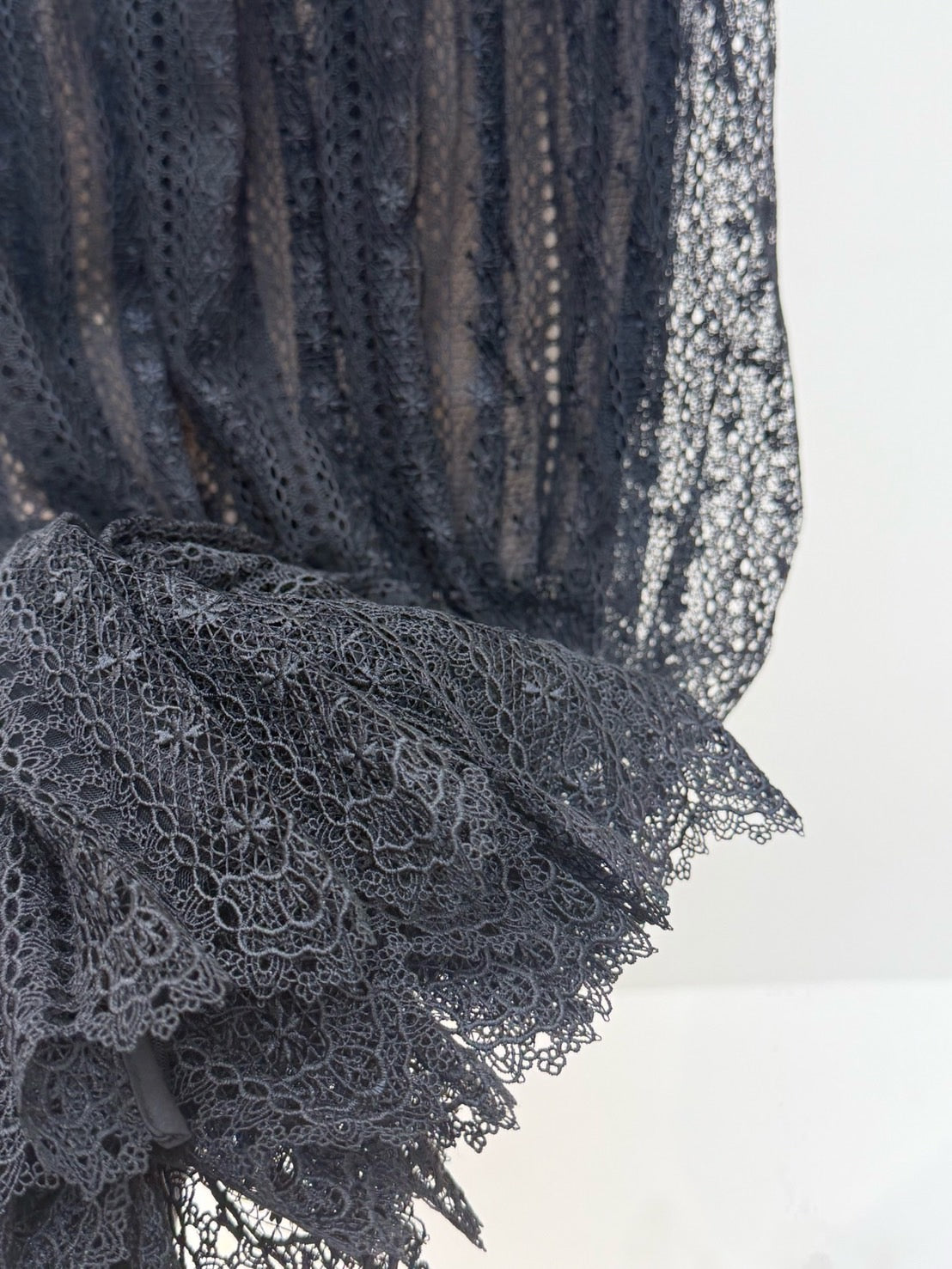 【212Bleecker Luxe】Anaelle Black Lace Skirt（アナエル ブラック レーススカート）